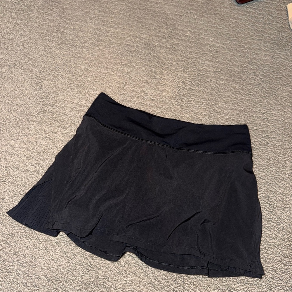 Lululemon Athletica Black Tennis Skirt with Side Pleats/Womens Size 6